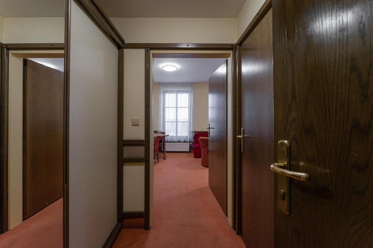 Hotel Amco Zábřeh Buitenkant foto